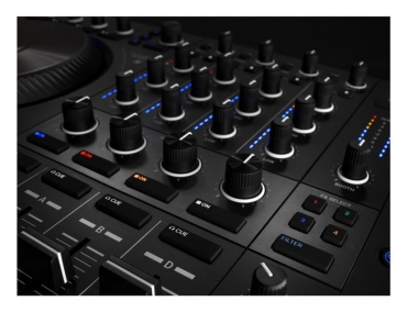 NATIVE INSTRUMENTS Traktor Kontrol S4 MK3